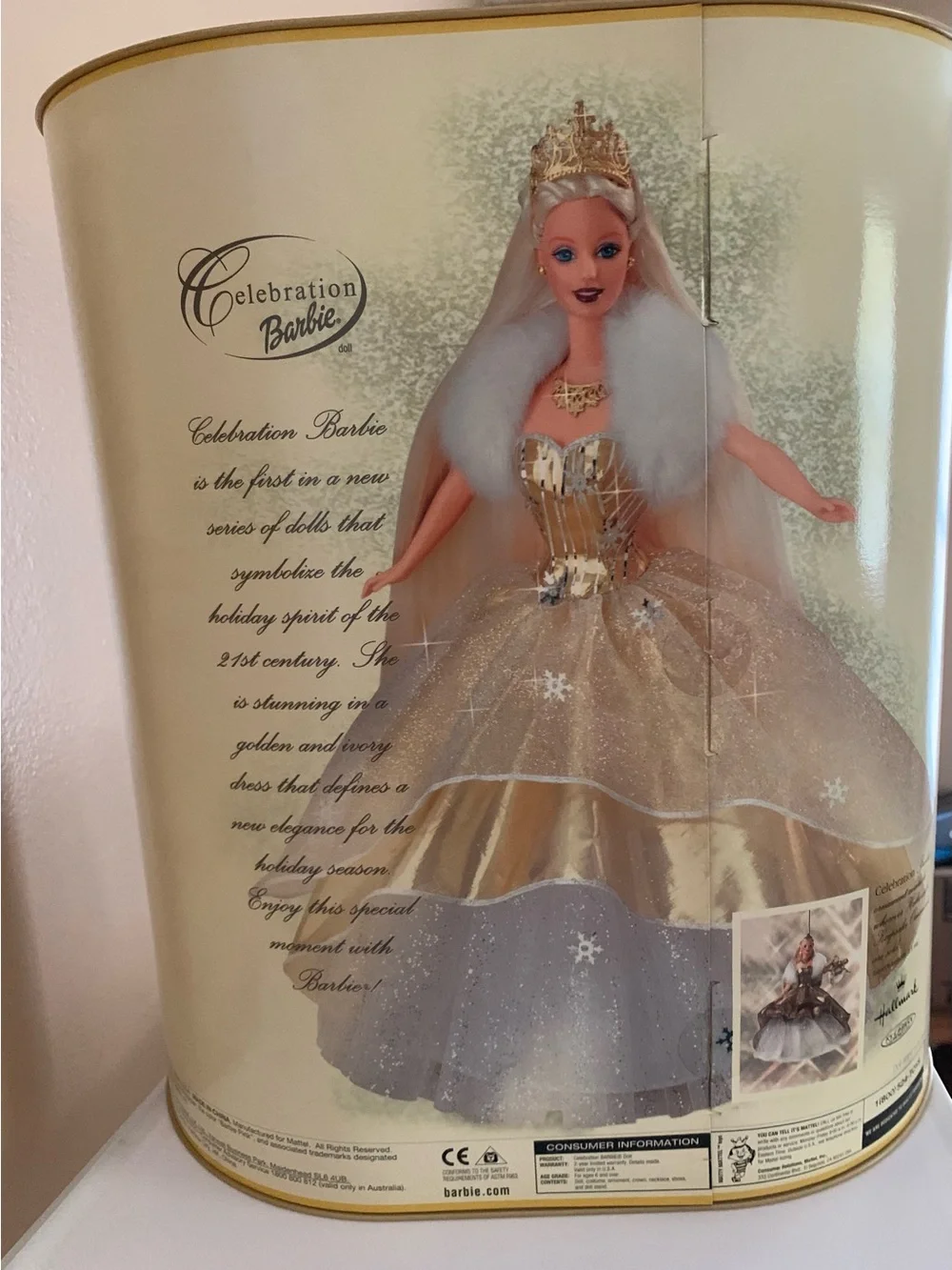 Mattel Celebration Barbie 2000 Millennium Holiday Doll Gold Dress Vintage NIB